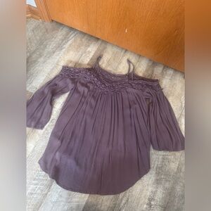 Xhilaration MEDIUM skinny strap/open shoulder w long sleeves, pink